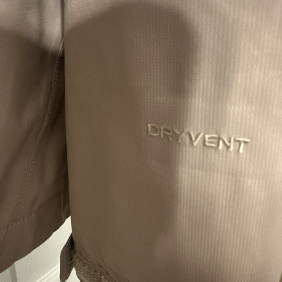 The North Face Men’s Tan Medium DryVent Rain/Wind Jacket - Picture 4 of 10